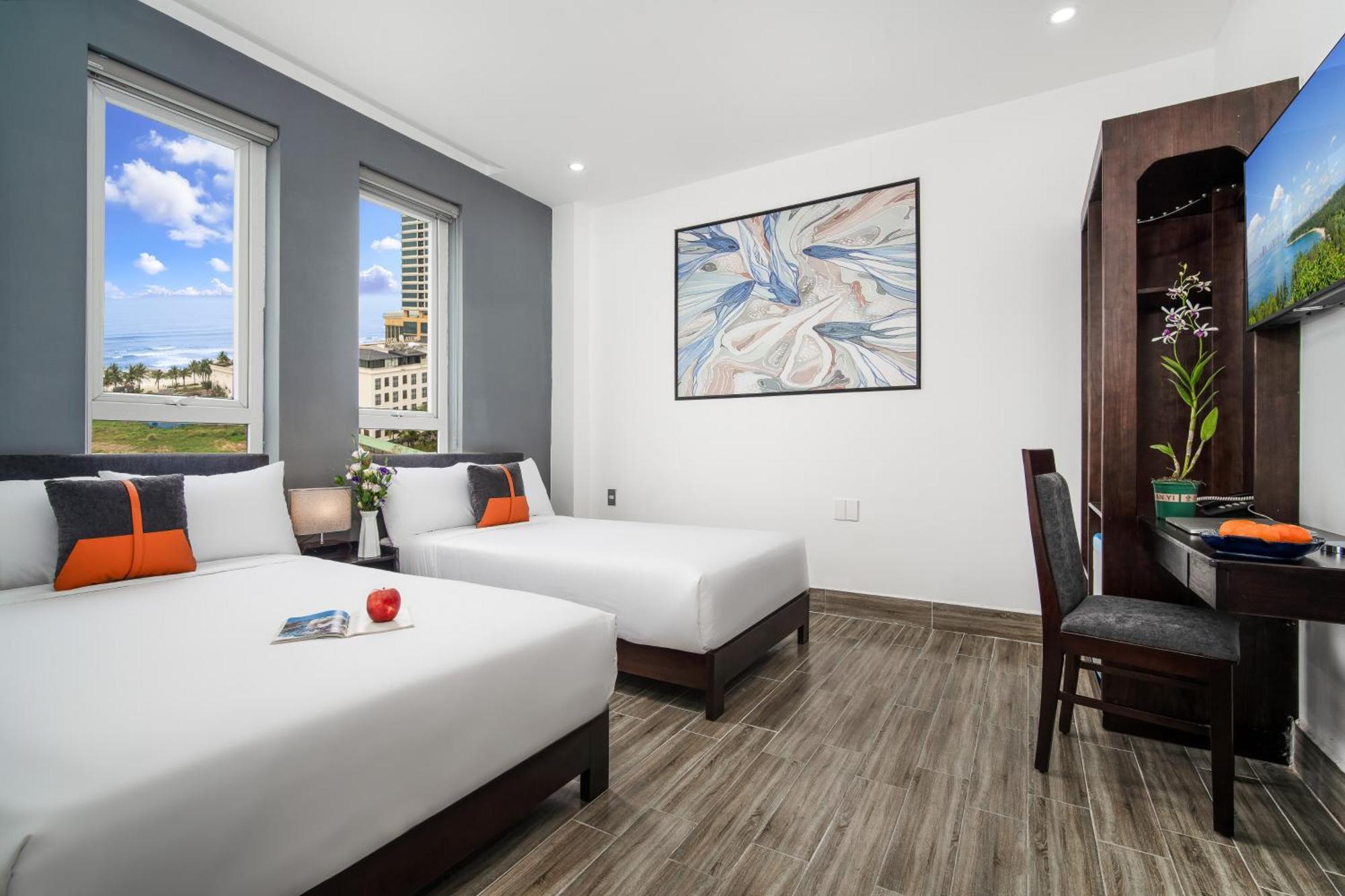 Hotel Coral Cove Da Nang