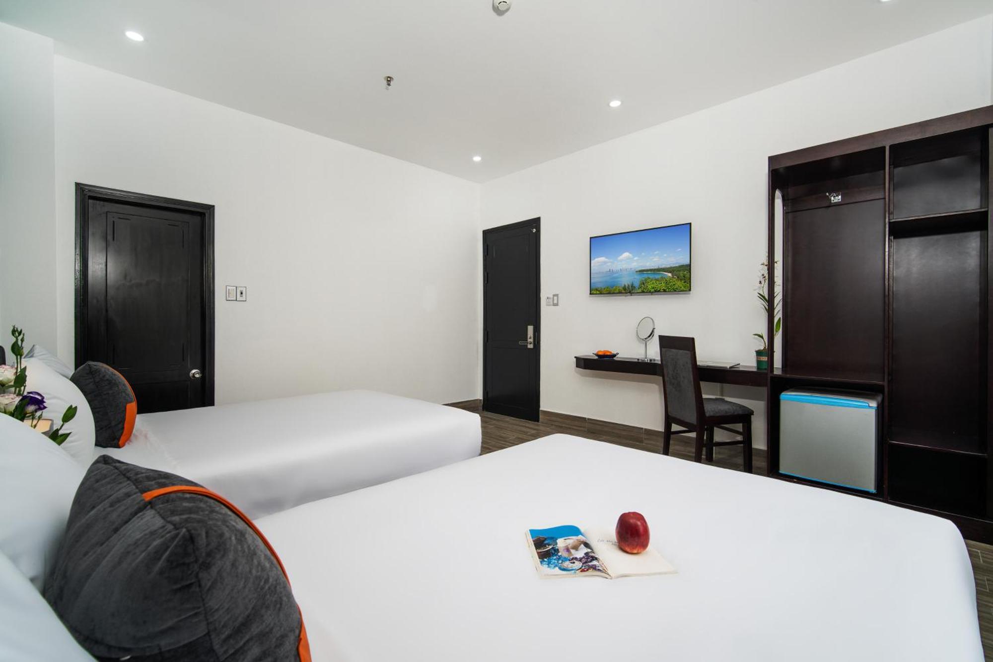 Hotel Coral Cove 4*