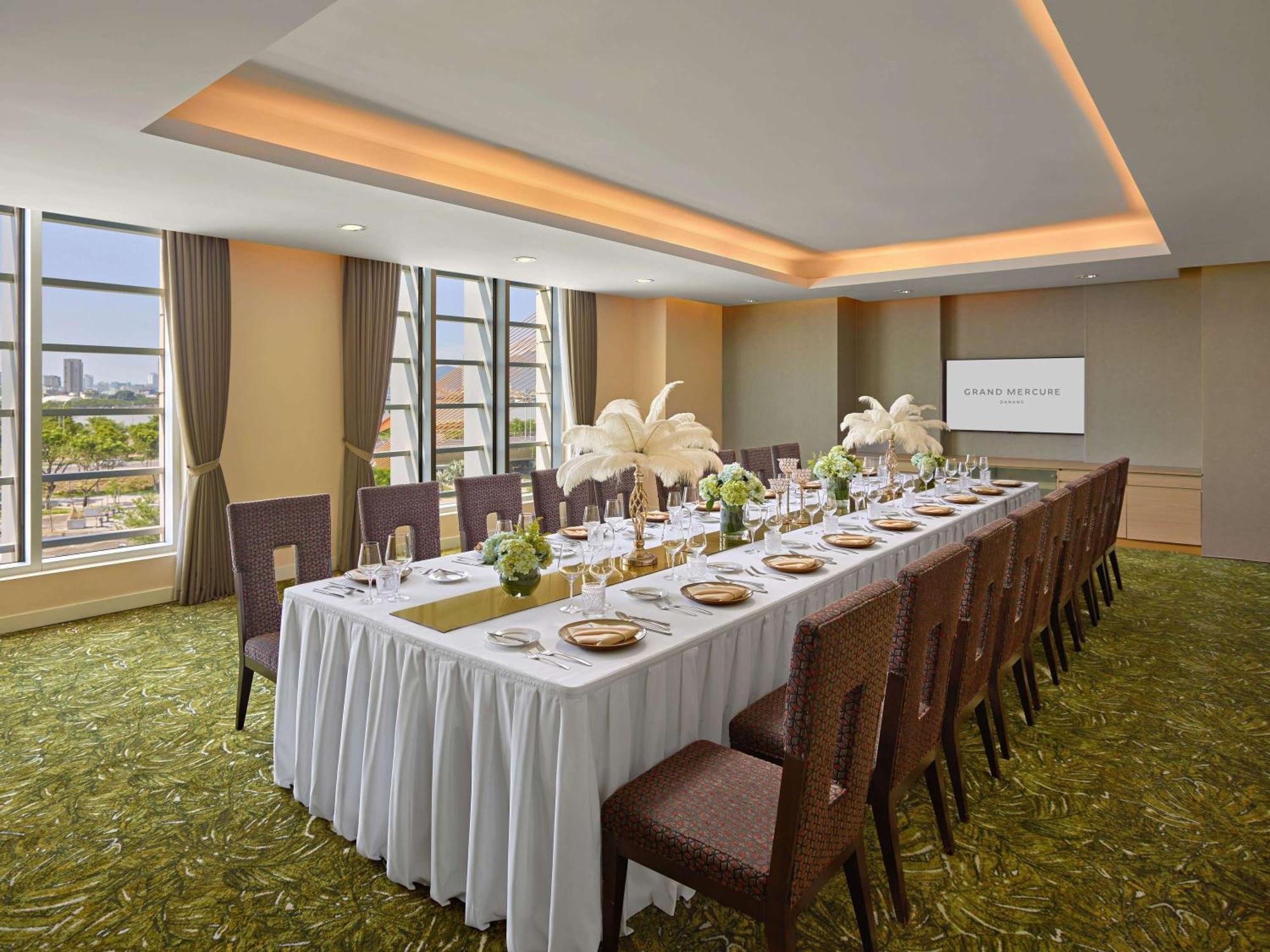 Hotel Grand Mercure 5*