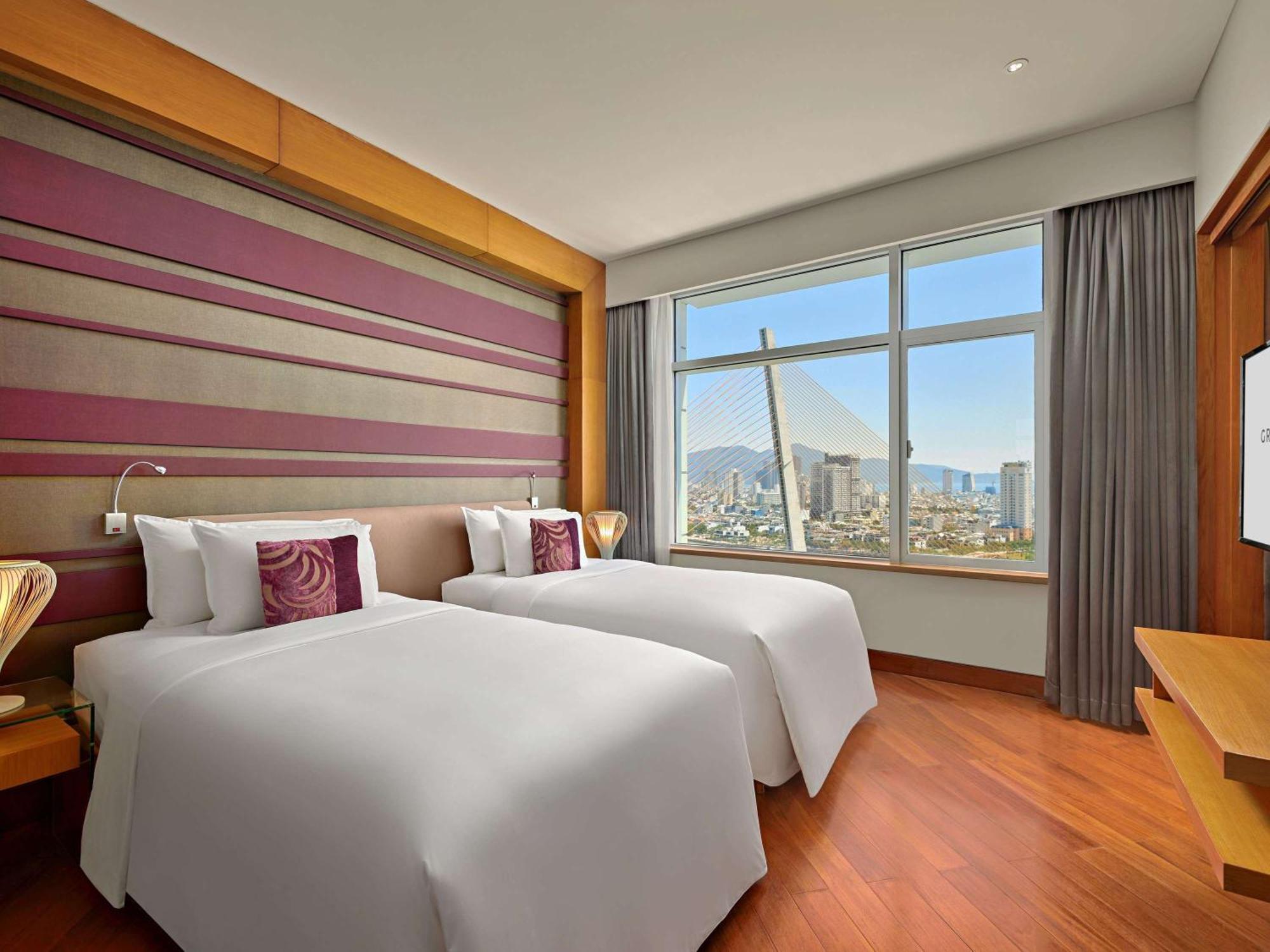 Grand Mercure Hotel