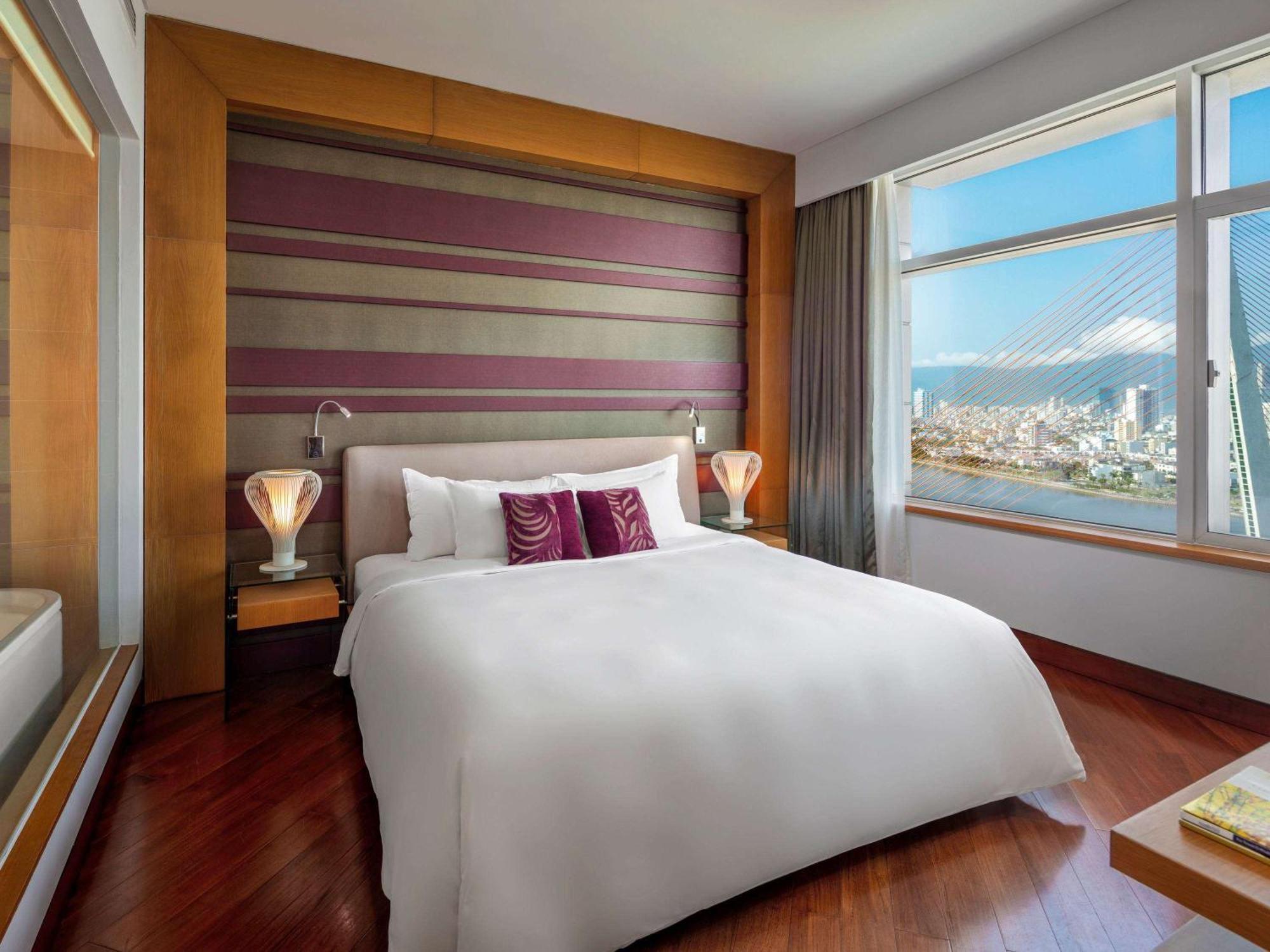 Hotel Grand Mercure Da Nang