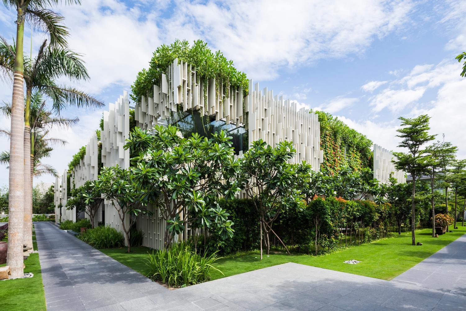 Resort Naman Retreat 5*
