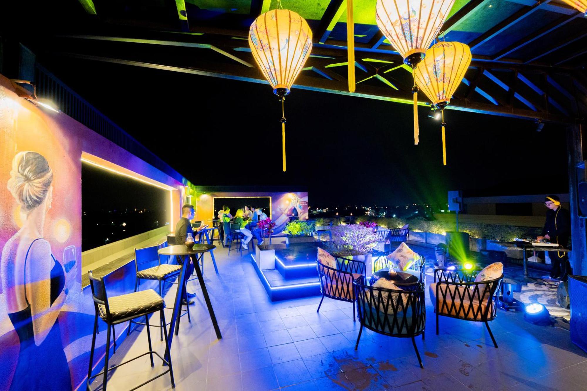 Delicacy & Hotel Hoi An