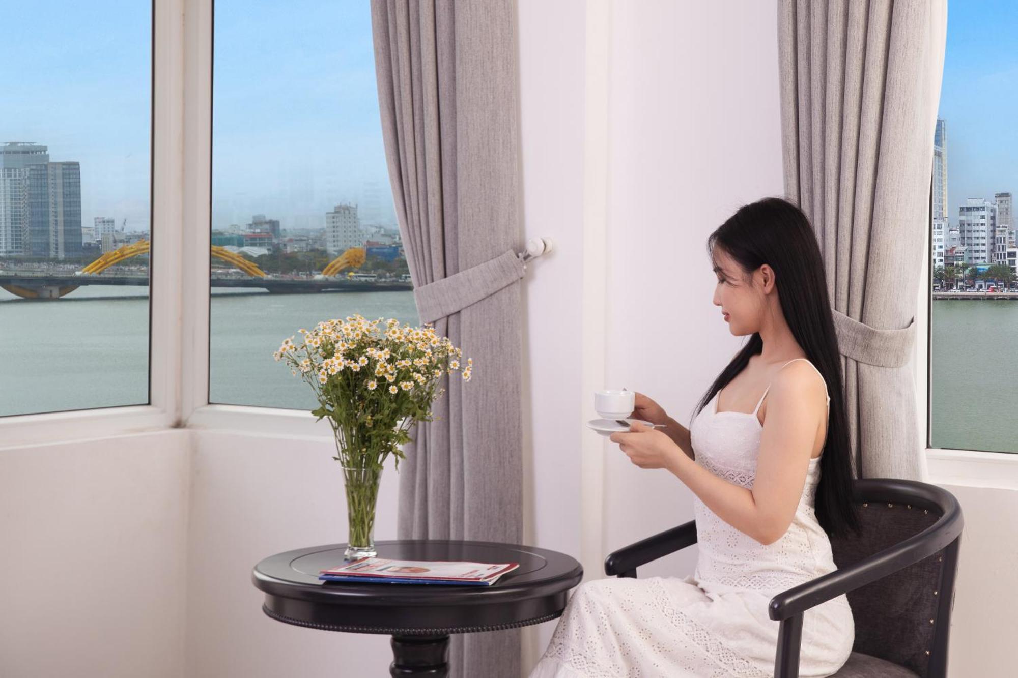 Kay - Near Dragon Bridge Hotel Da Nang