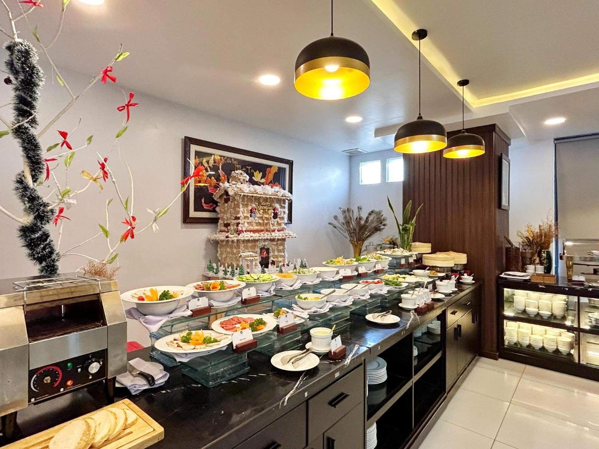 Hoang Long Hotel 3*