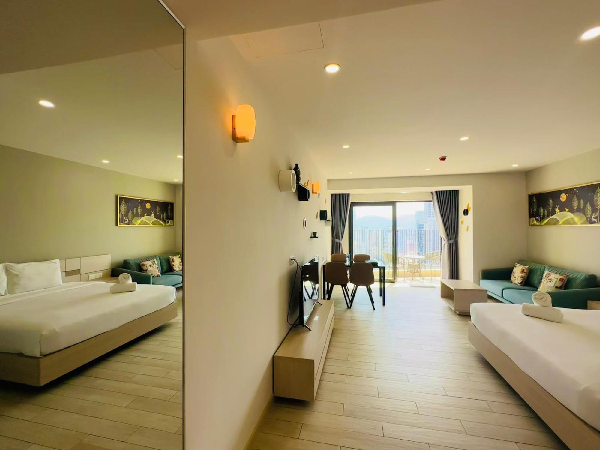 Gold Coast Luxury Beachfront Apartment Nha Trang