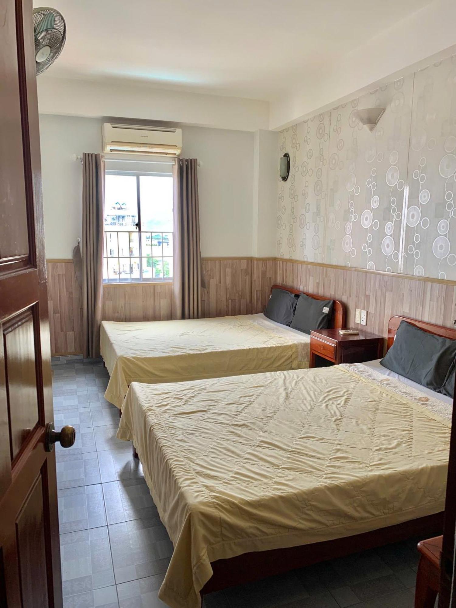 Hotel Tue Tinh *