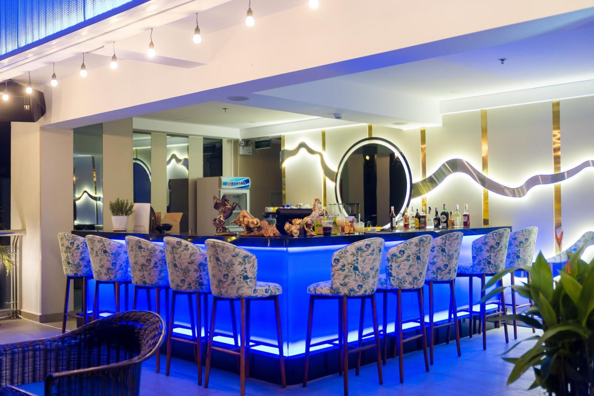 Sandals Island Nha Trang
