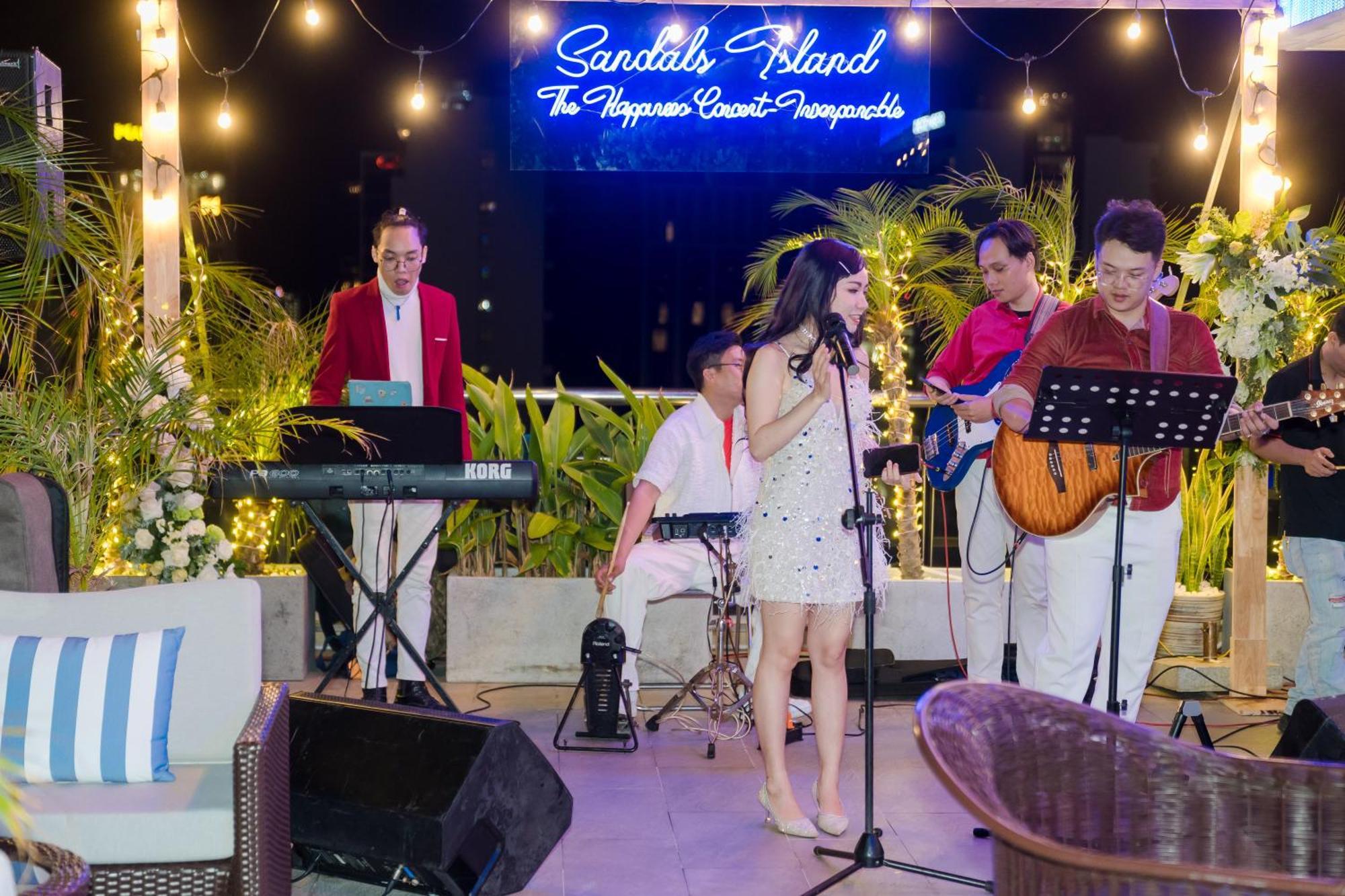Sandals Island 4*