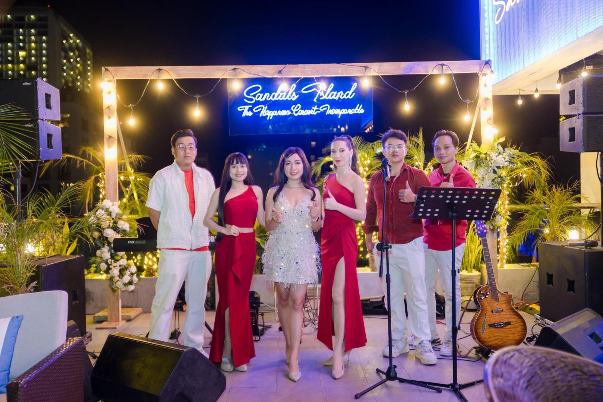 Sandals Island Nha Trang
