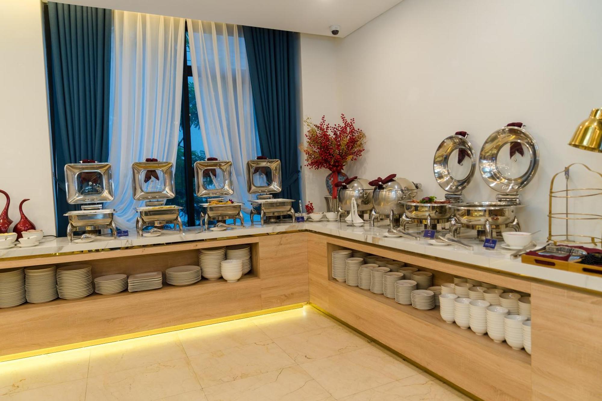 Sandals Island Hotel