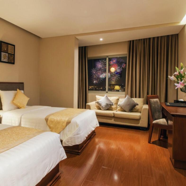 Stay Hotel Khách sạn