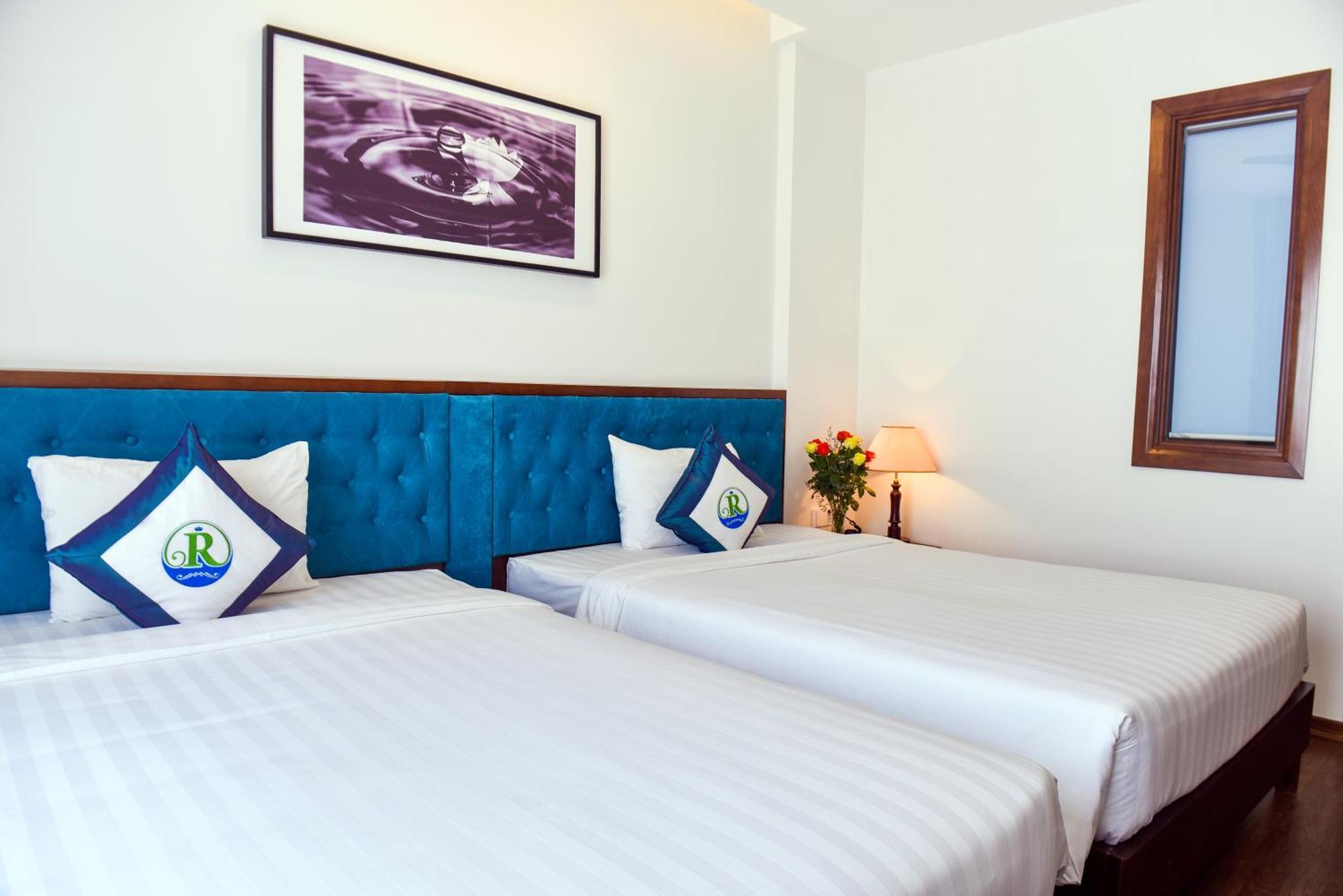 Ritzy Boutique 4*