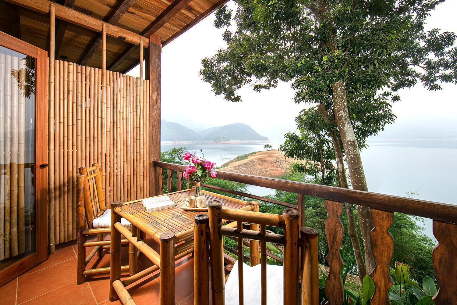 Hideaway 4*