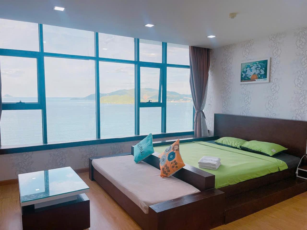 Gold Apartment *