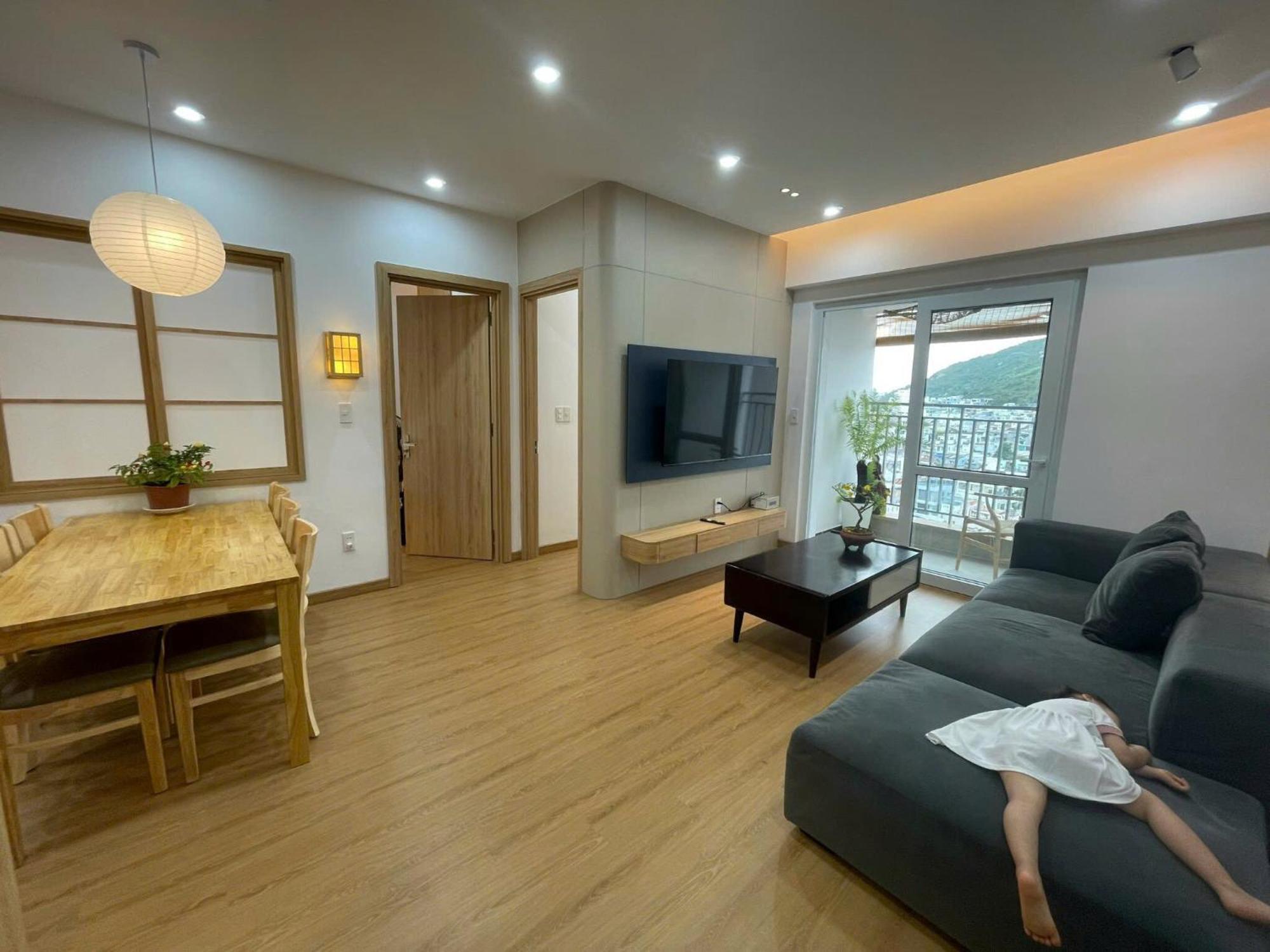 Happy Banana Apartment