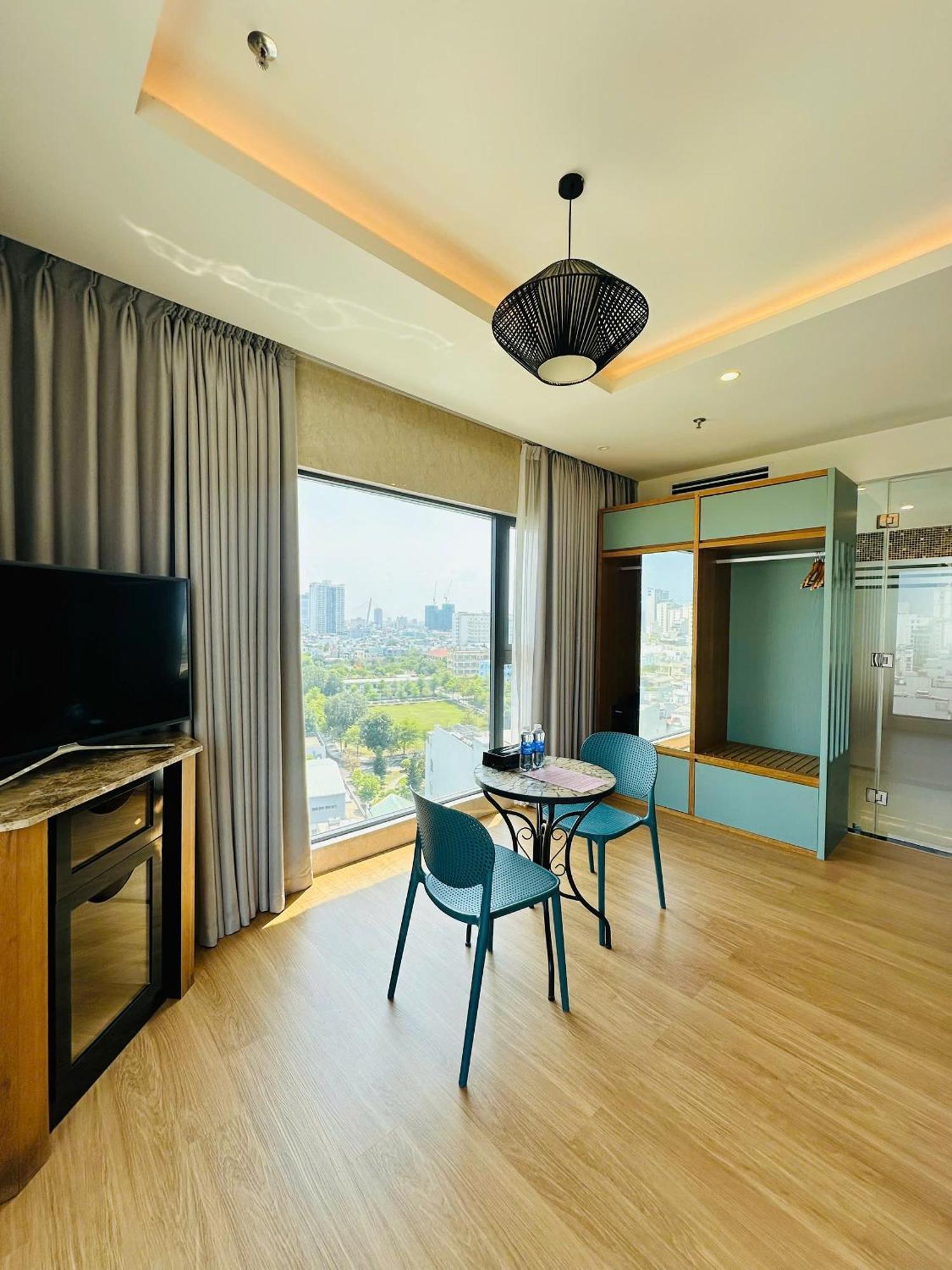 Nam & Residences 3* Da Nang