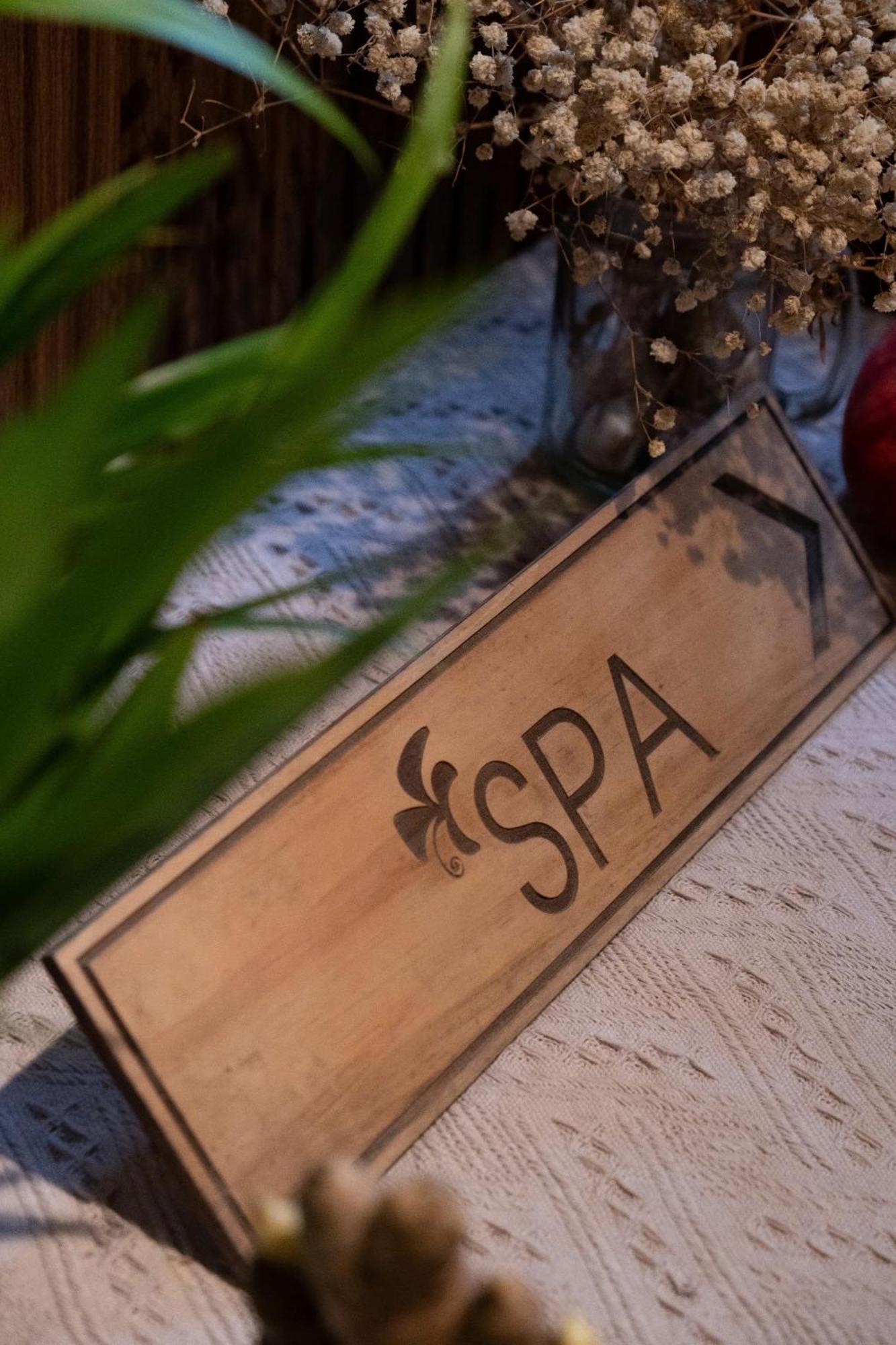 Salmalia Boutique & 4* Da Nang