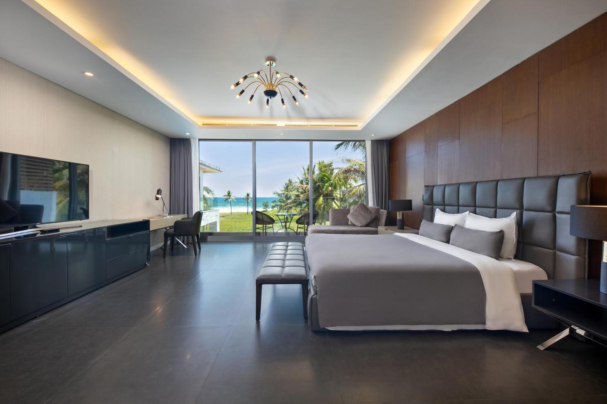 Abogo Ocean Ruby Golf * Da Nang