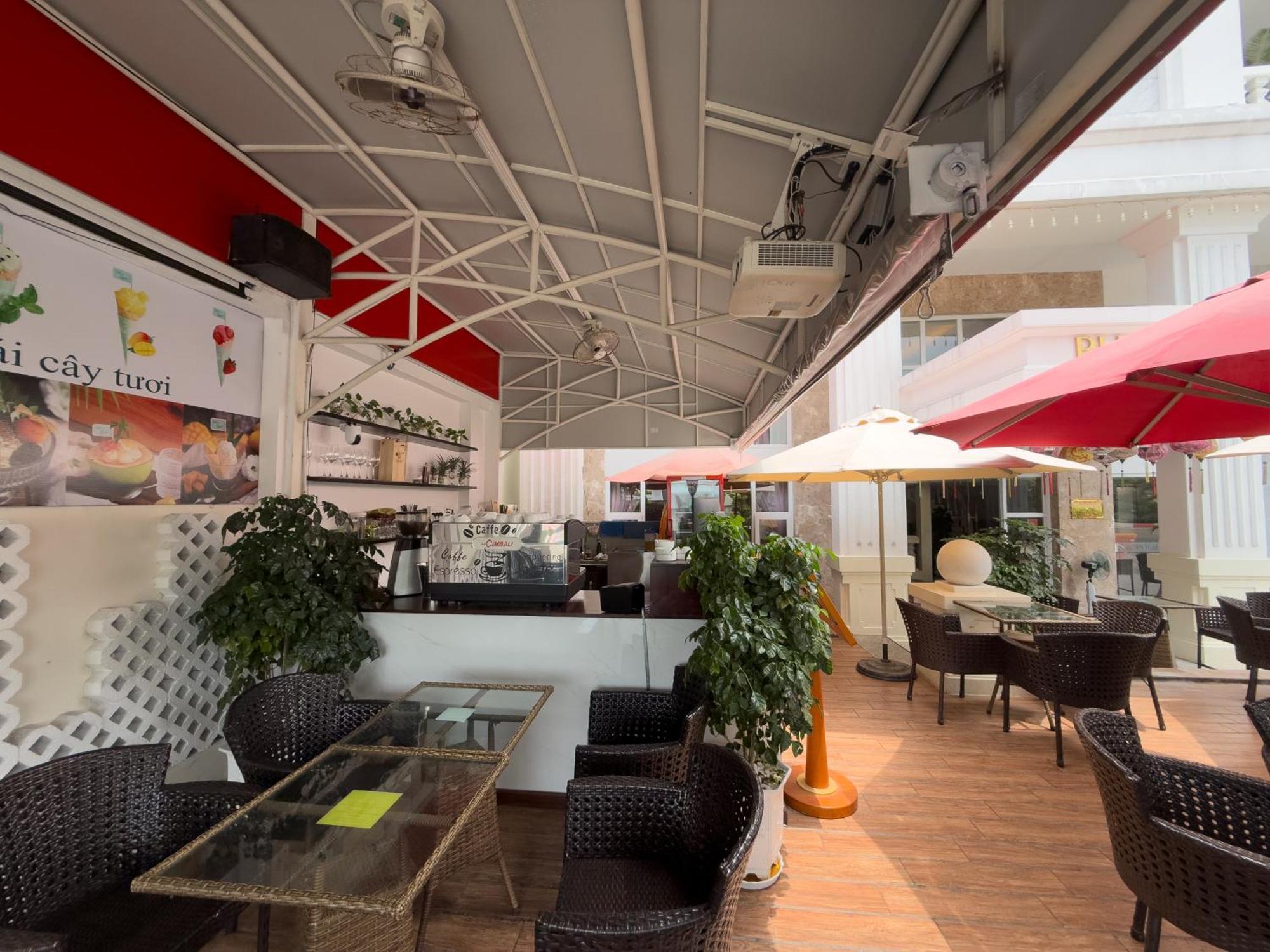 Khách sạn Phoenix 3*
