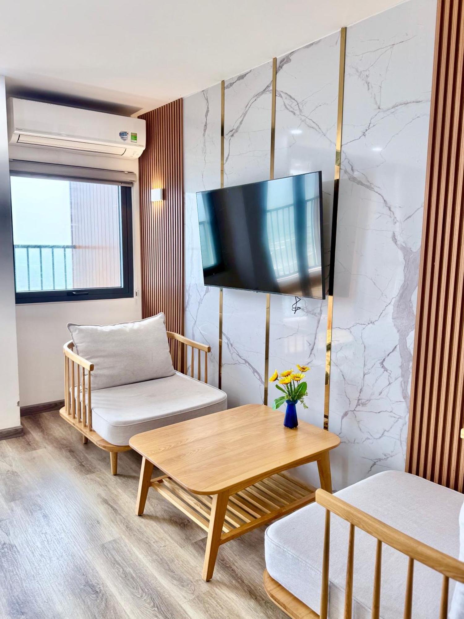Bay Khách sạn Đà Nẵng