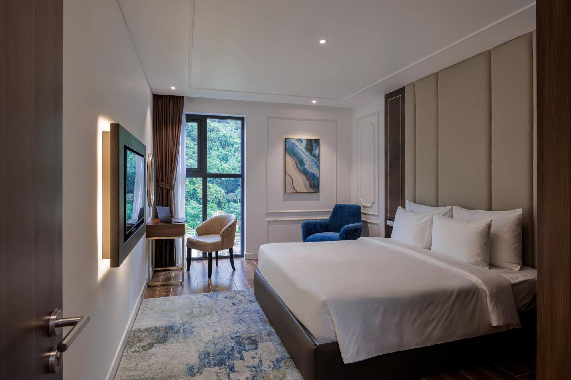 Oyster Bay 4*