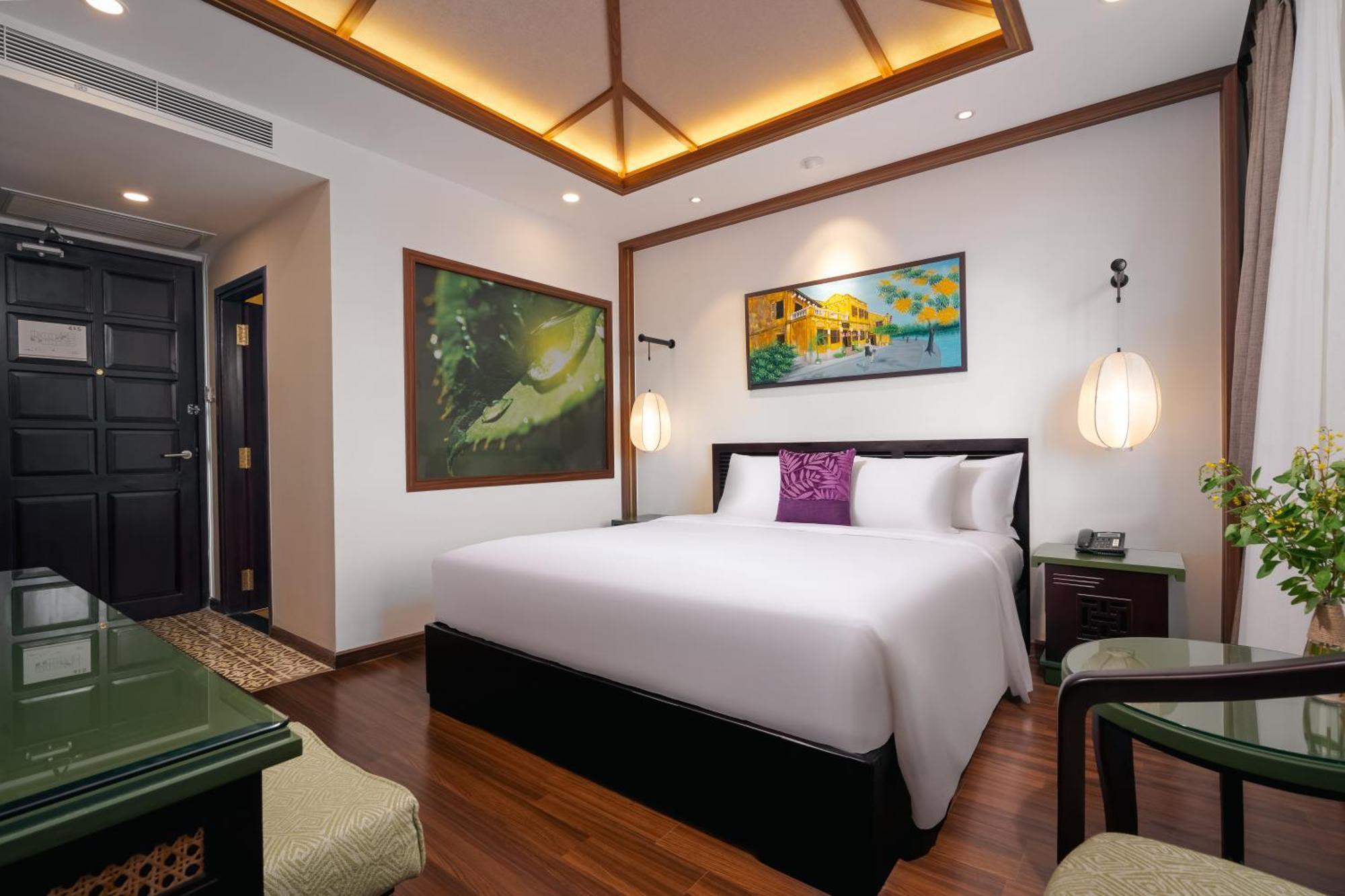 Hotel The Saga