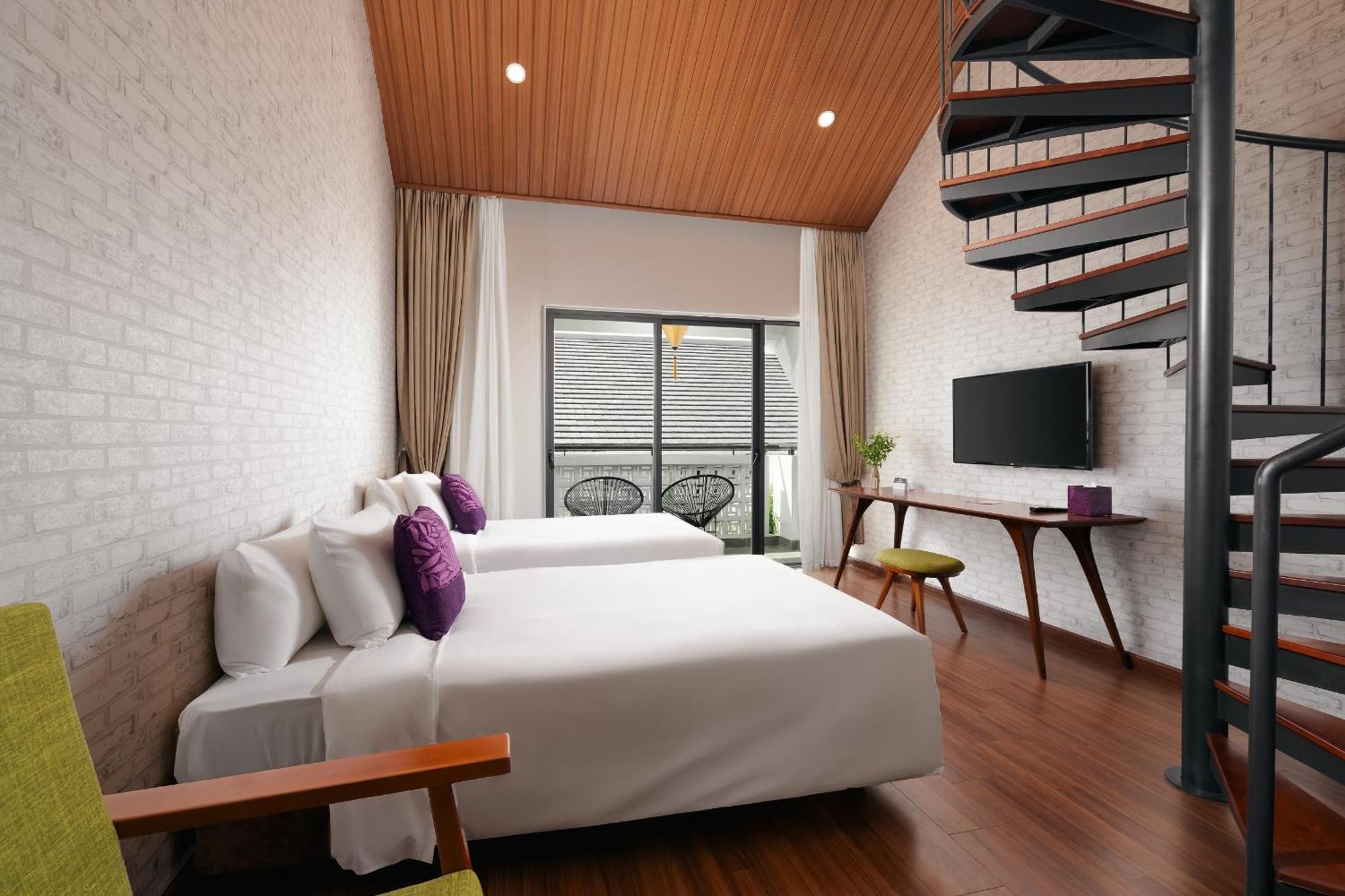The Saga Hotel 4*