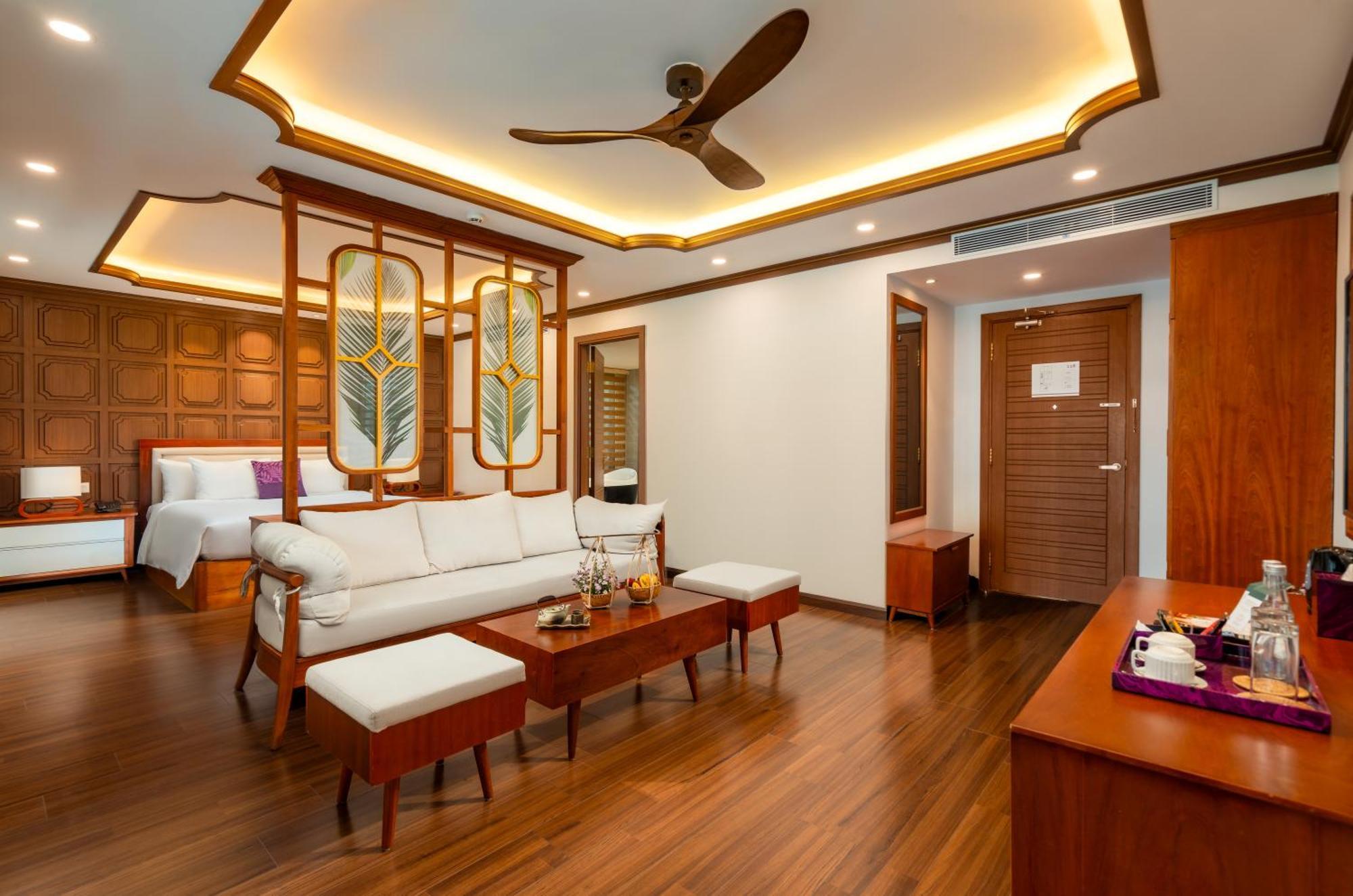 Hotel The Saga Hoi An