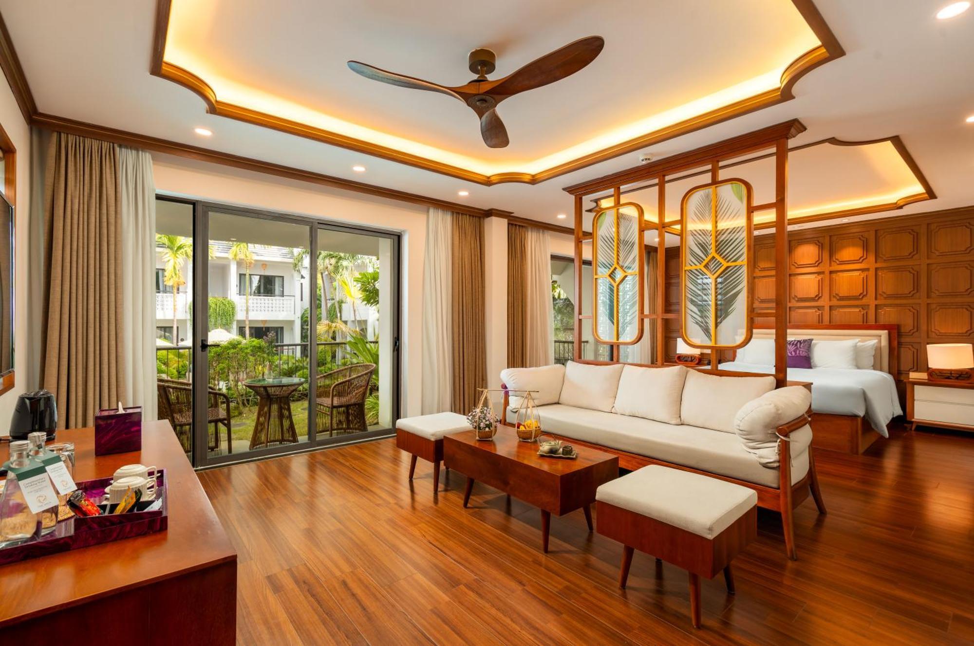The Saga Hotel 4*