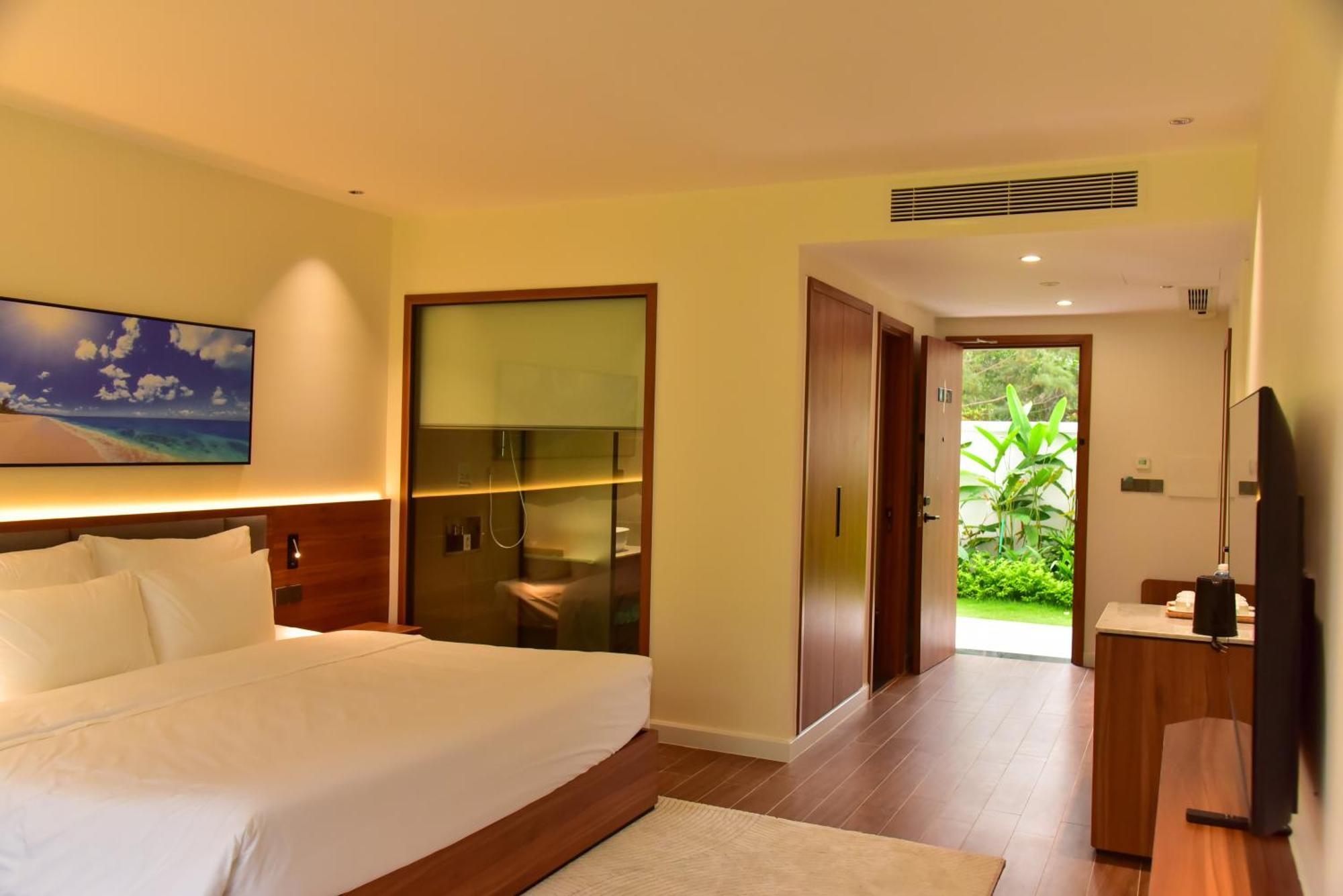 The Vista 4*