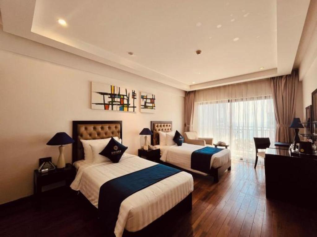 Legendsea Hotel 4*