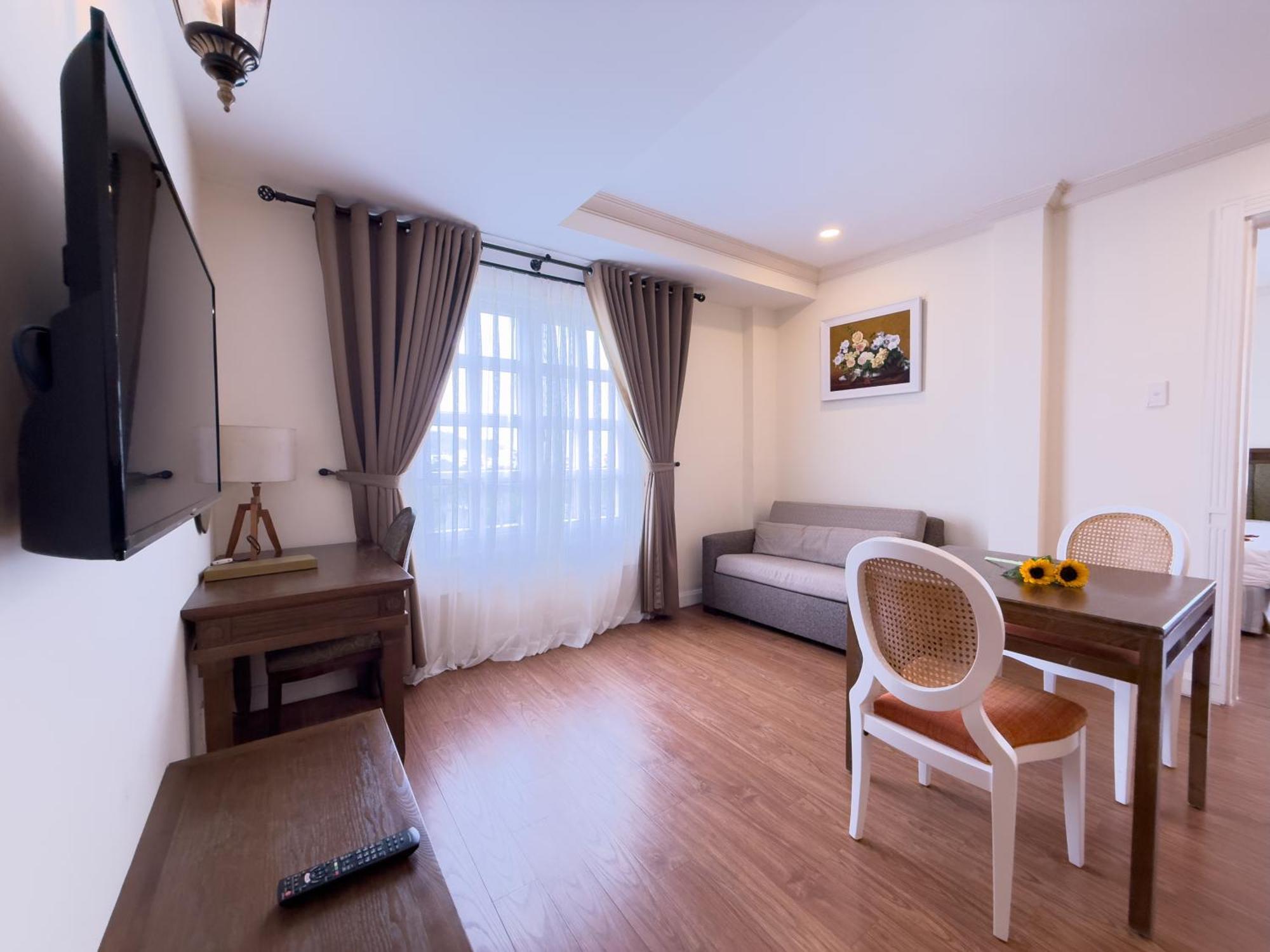 Phoenix Khách sạn