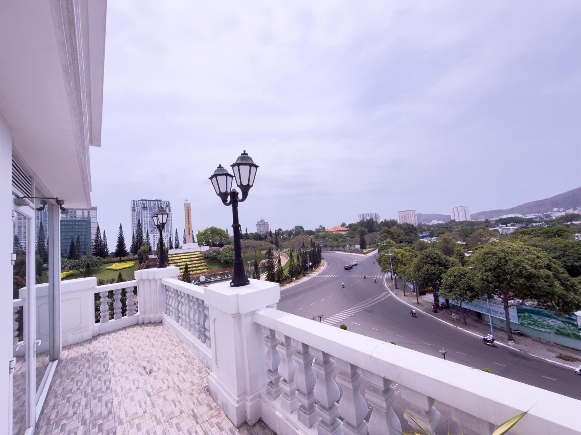 Phoenix 3* Vũng Tàu