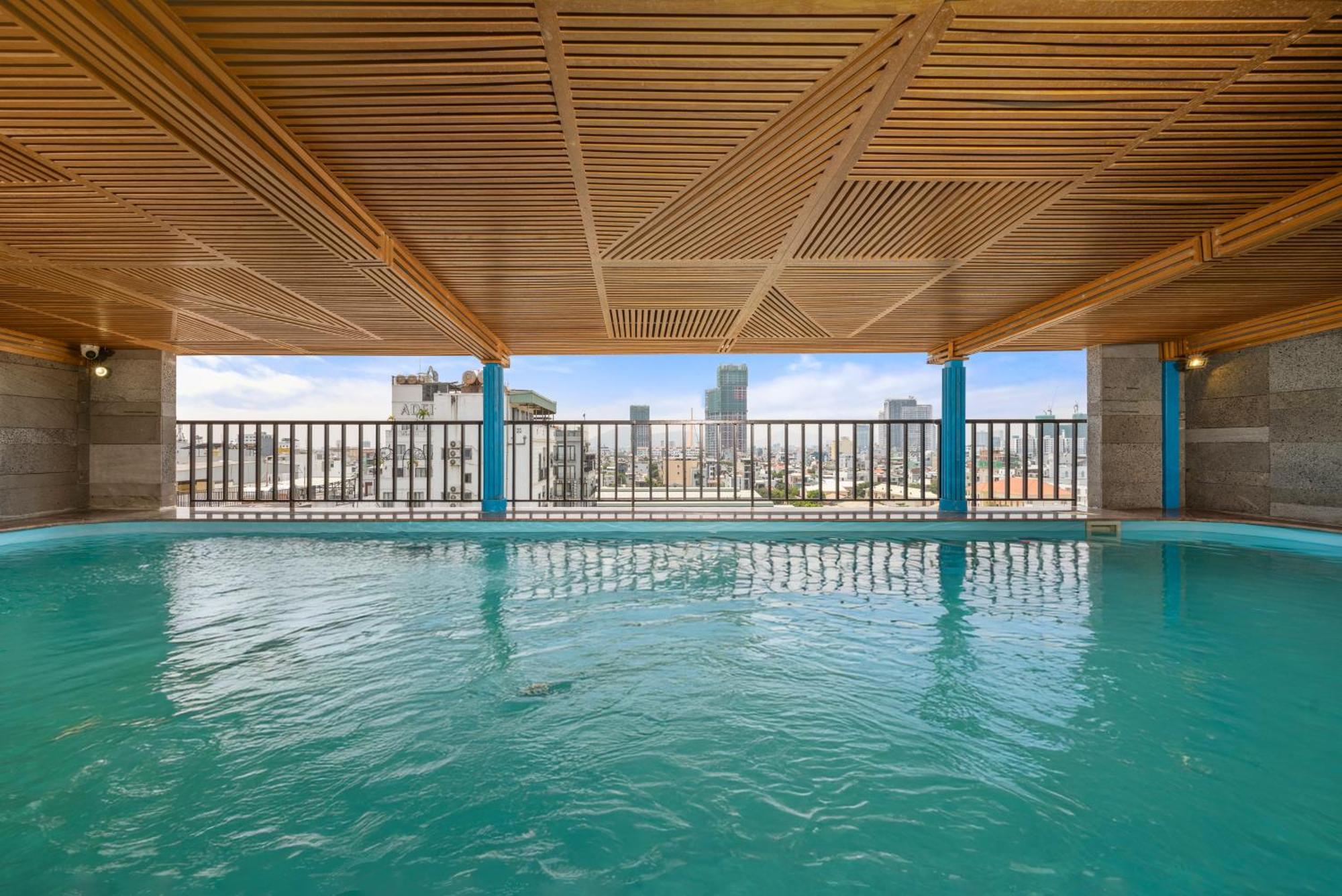 Platinum Hotel 3*