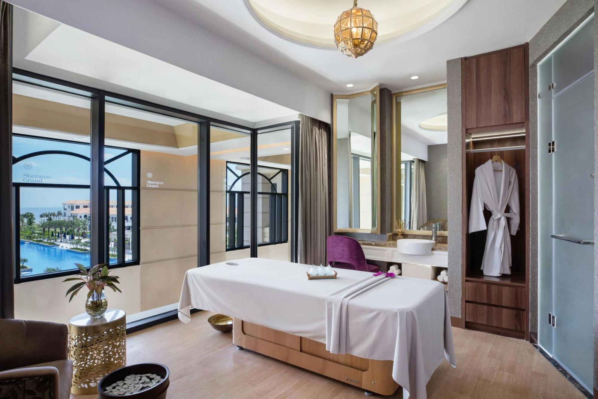 Resort Sheraton Grand & Convention Center Da Nang