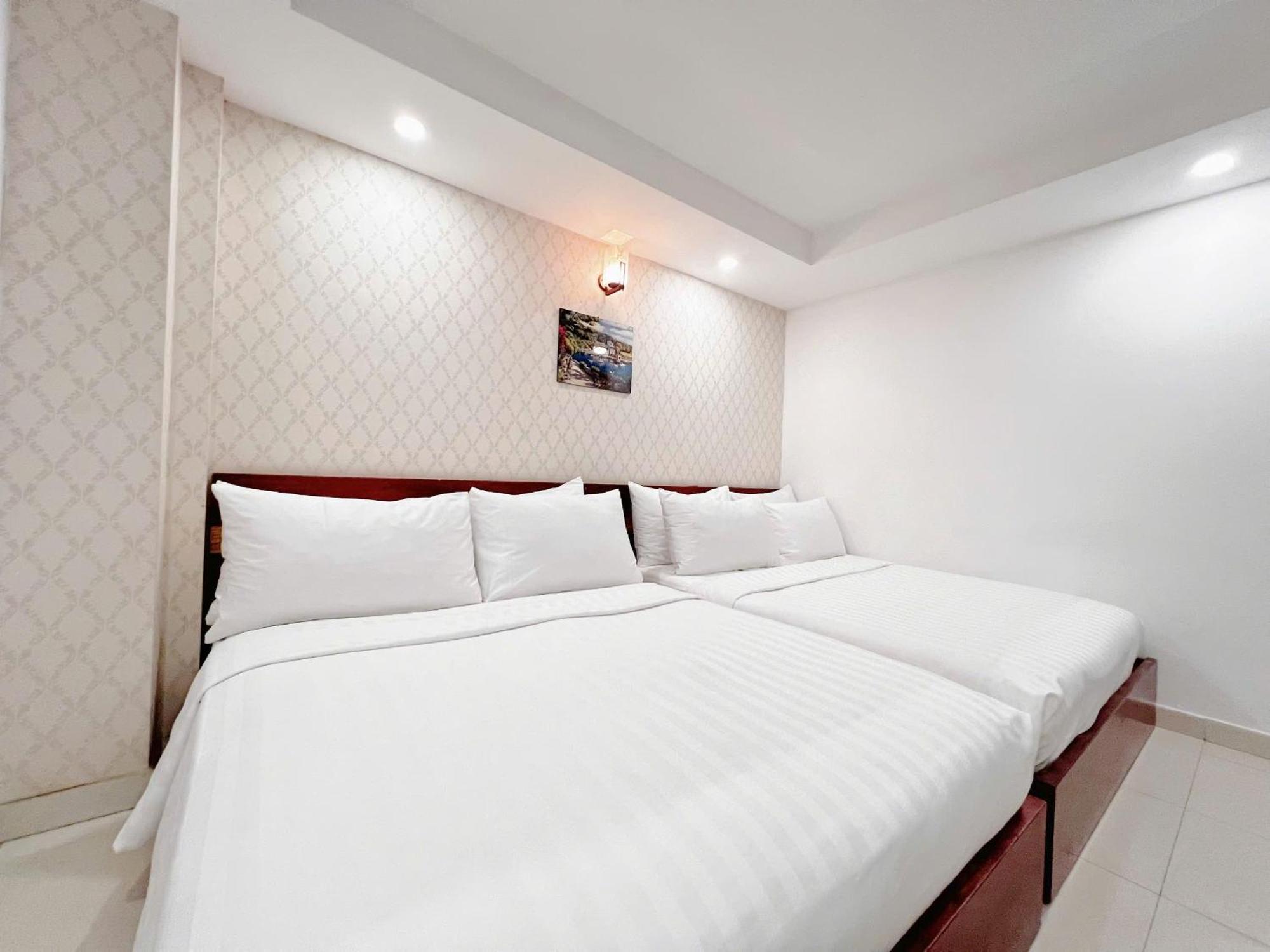 Saigon Europe Khách sạn 3*