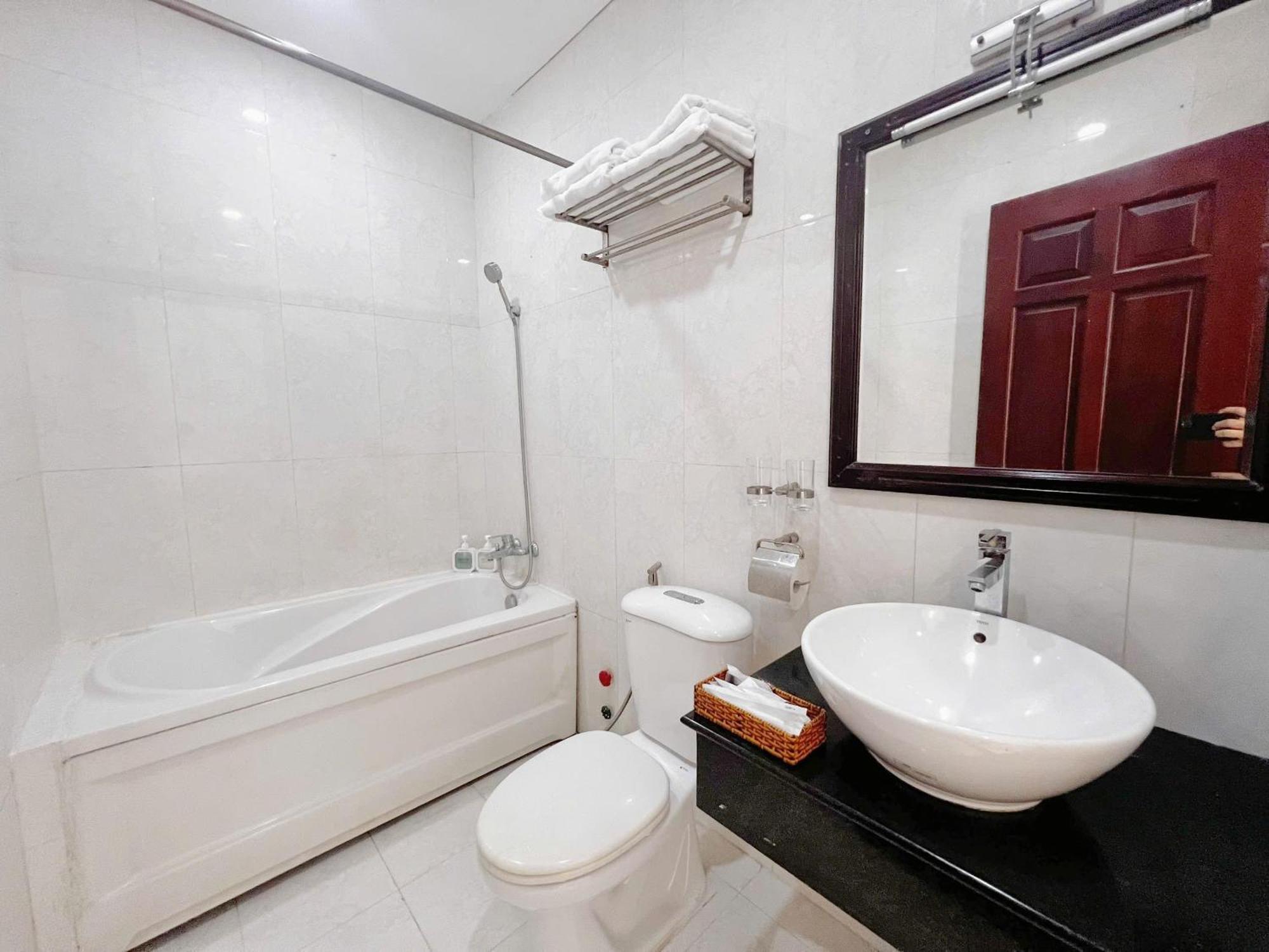 Saigon Europe Khách sạn 3*