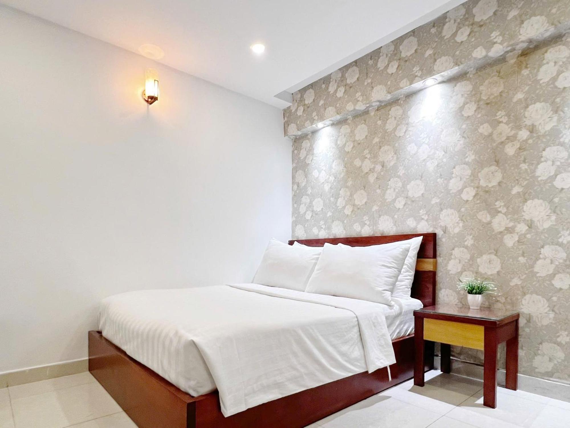 Khách sạn Saigon Europe 3*
