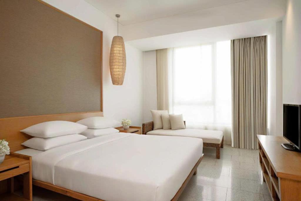 Seaview And -spa By Jt Group 