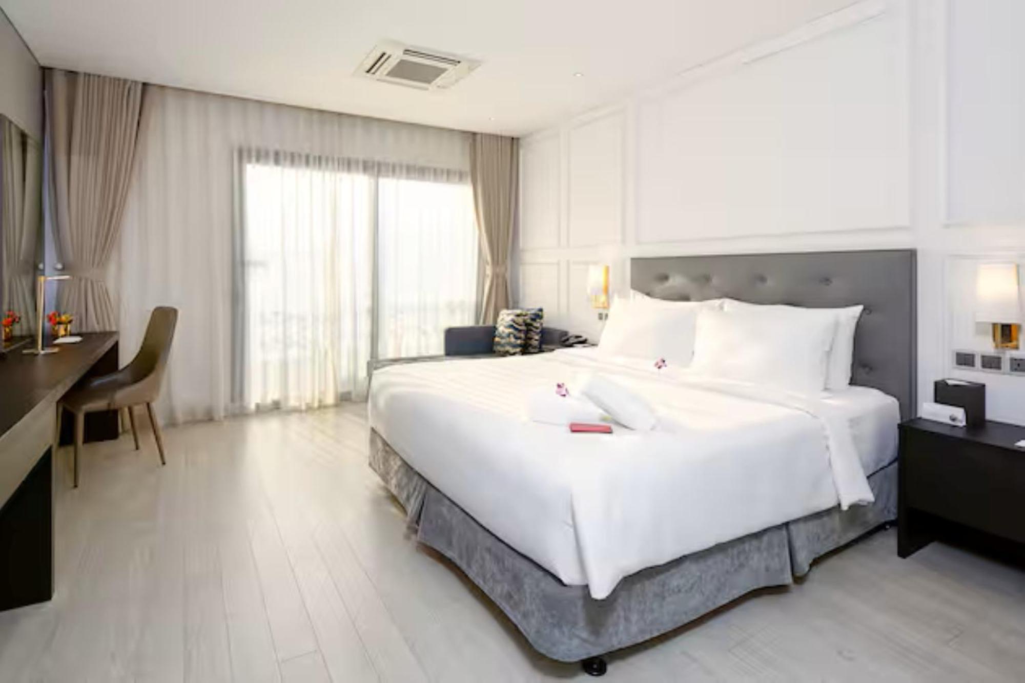 Golden In Bay Da Nang