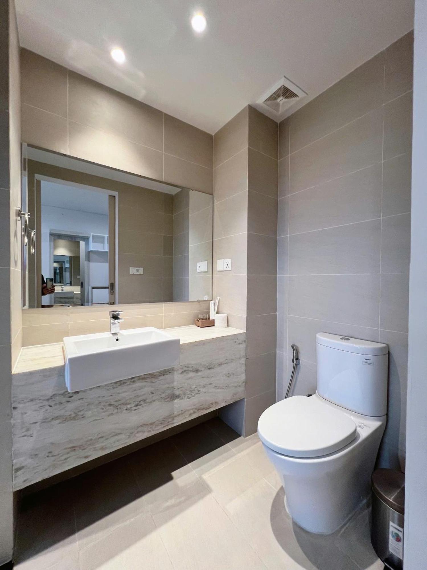 Two Connecting With Ocean View At Center Apartment *