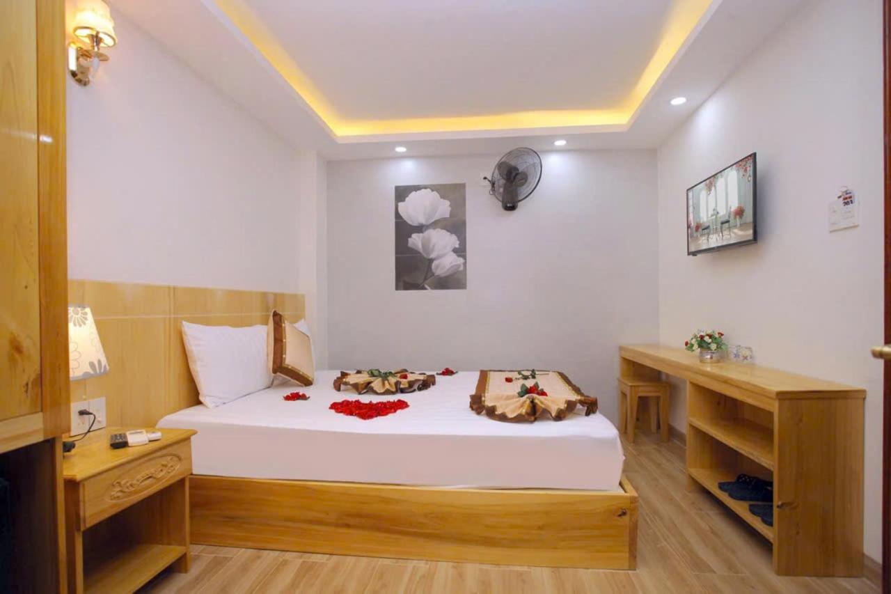Hang Nga Hotel 2*