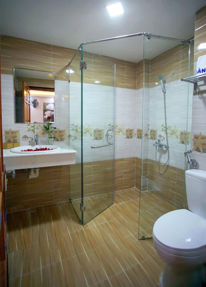 Hang Nga Hotel