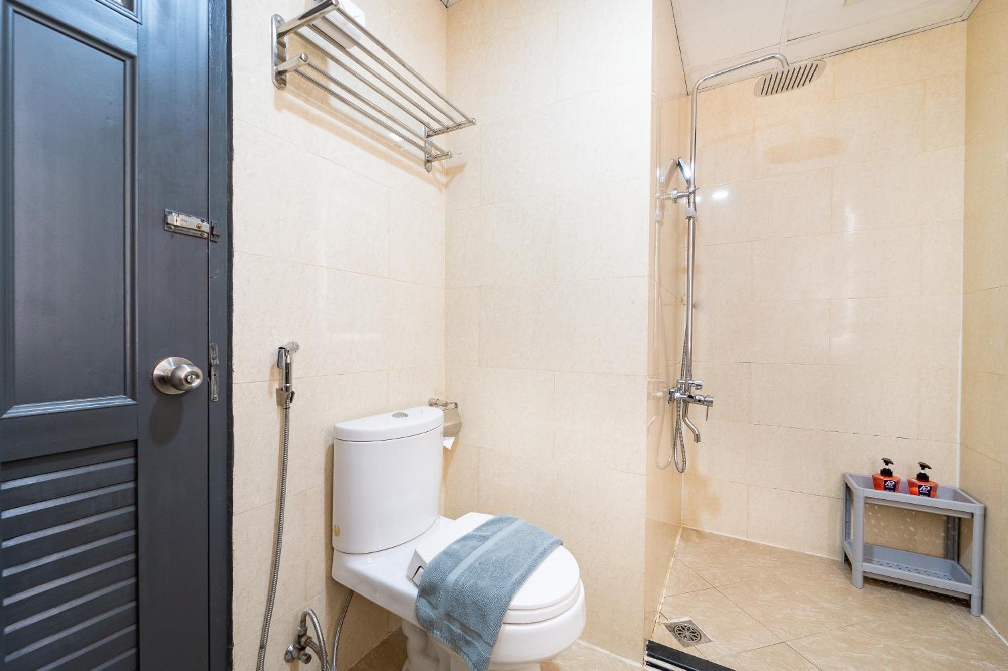 Saigon Luxury Hotel 3*