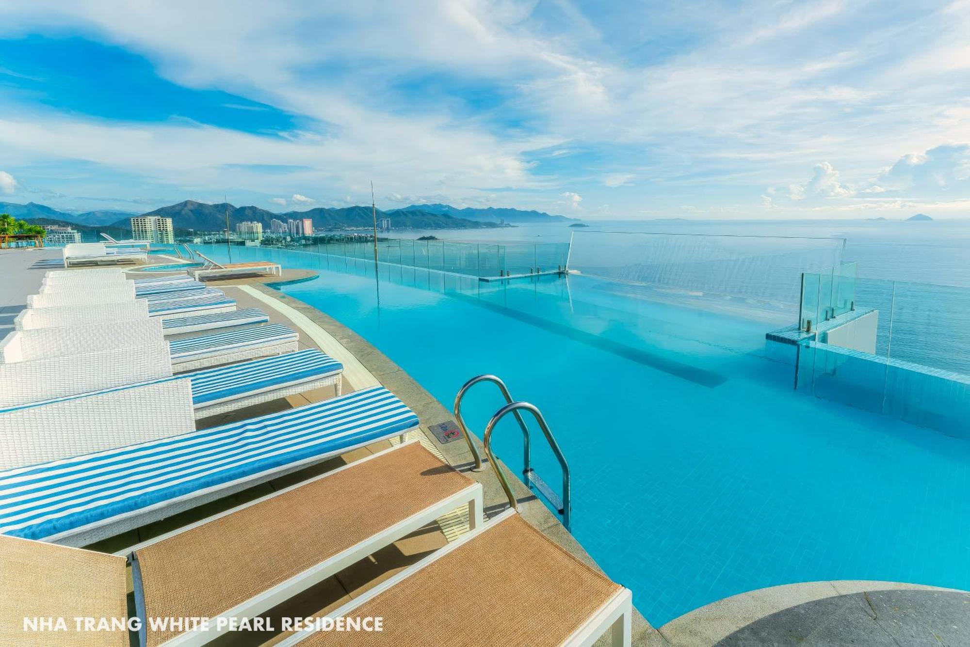 Aqua Beachfront Panorama Centre