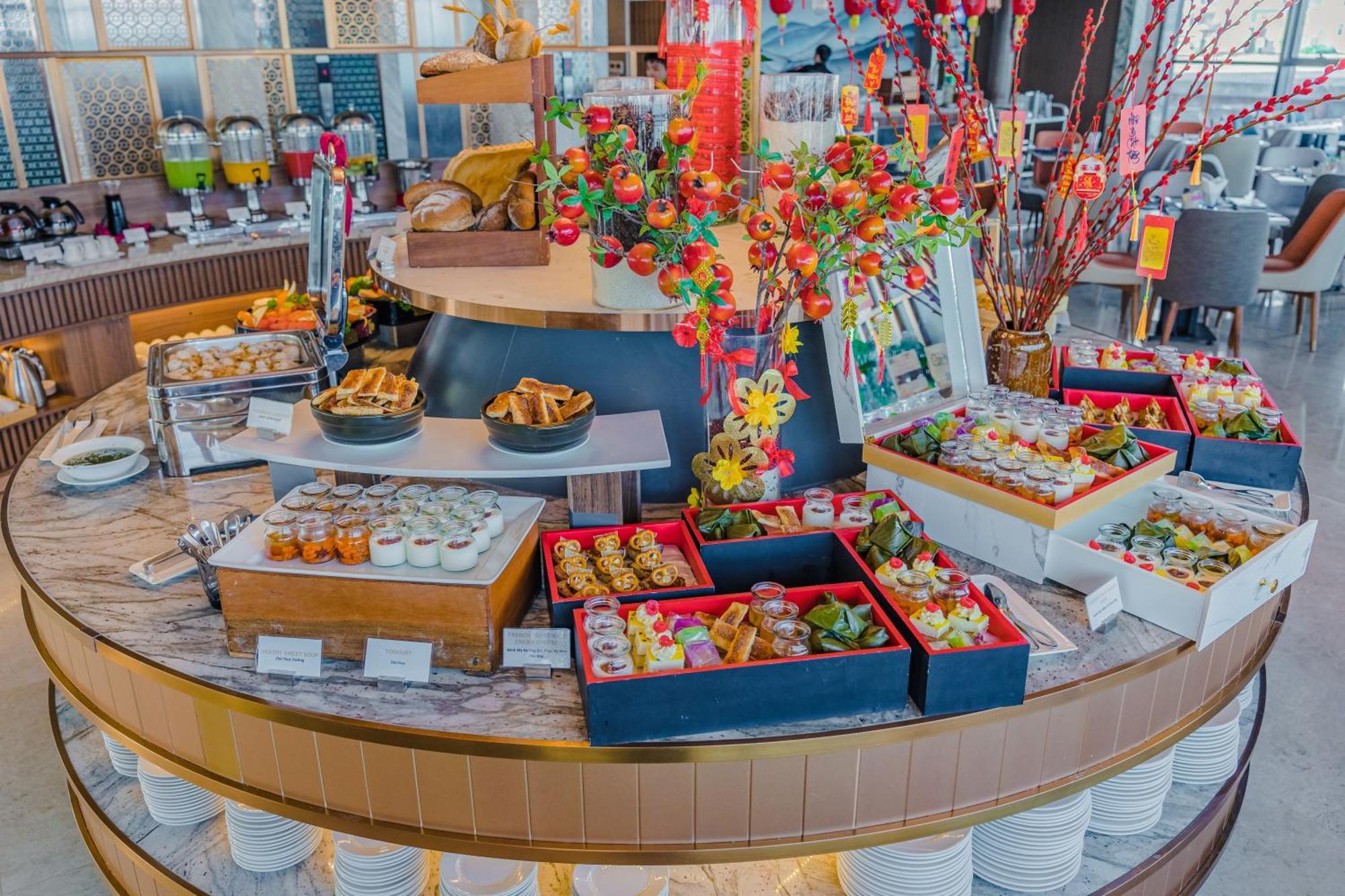 Peninsula Khách sạn 5*