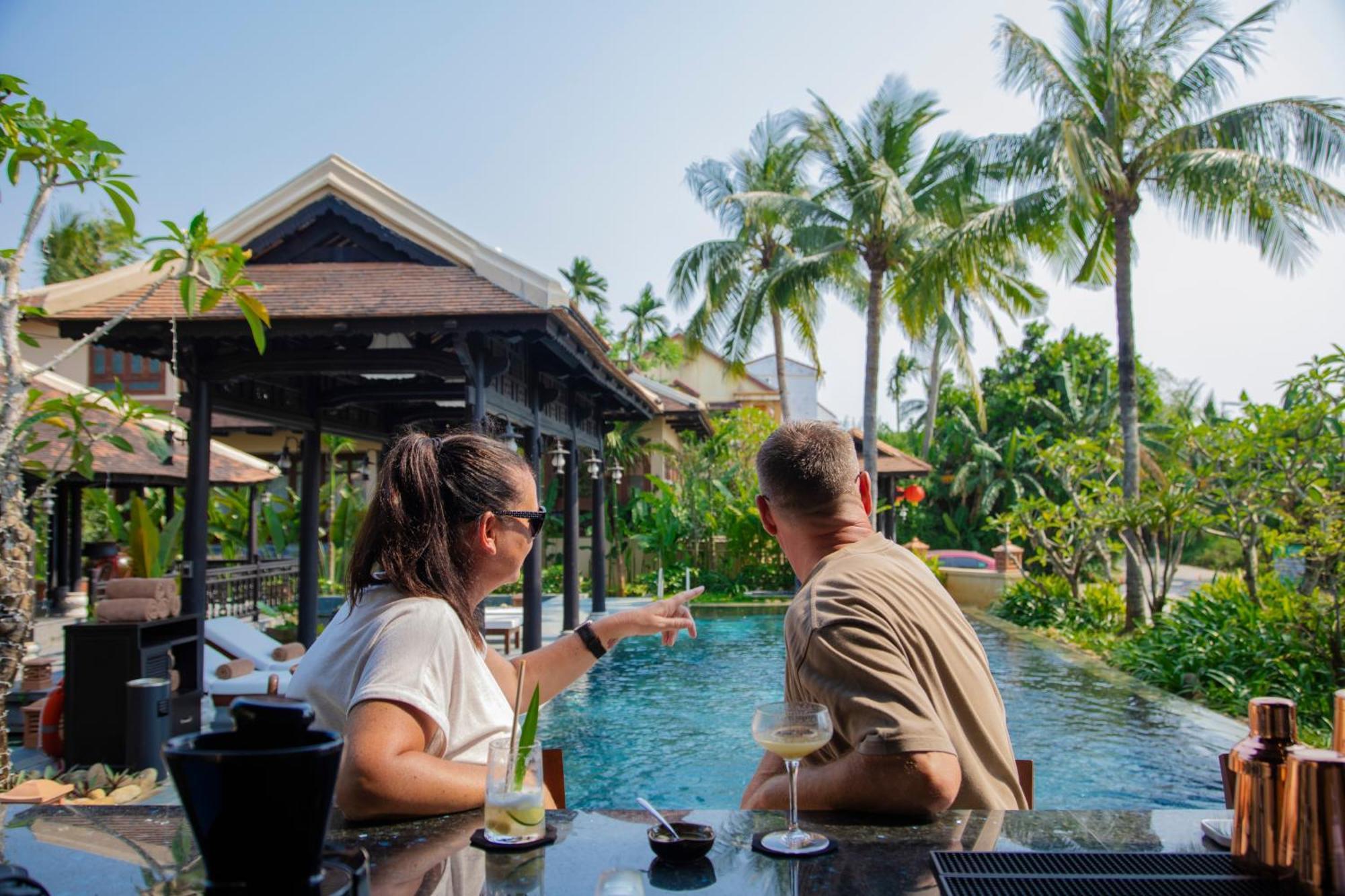 Su Retreat - Riverfront Resort