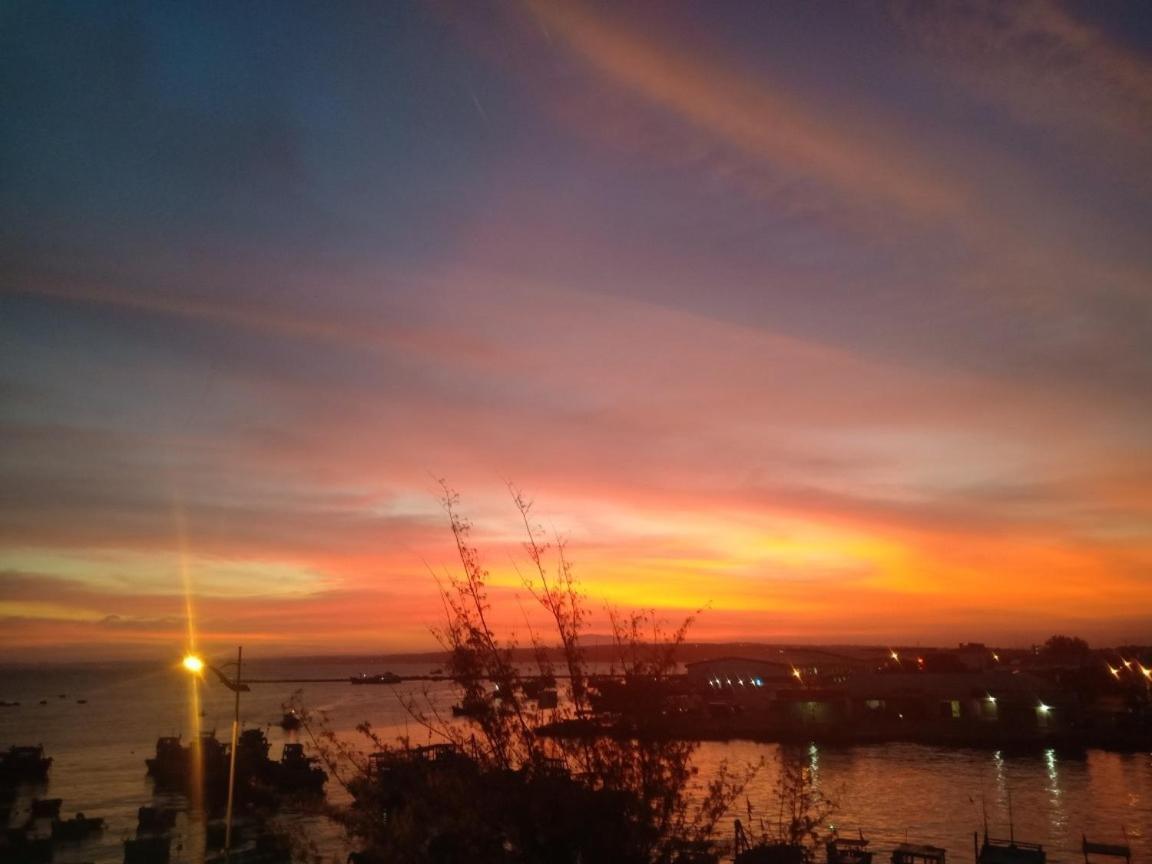 Khách Sạn Lý Phú Quý Hotel *