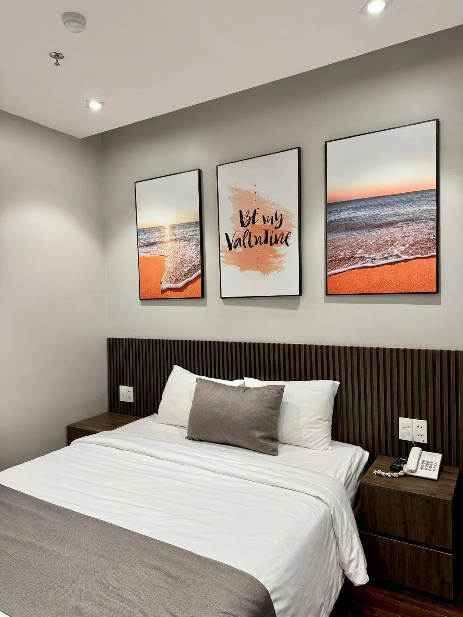Long 2 Hotel *